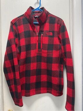 The North Face Red and Black Buffalo Plaid Half-Zip Fleece Pullover